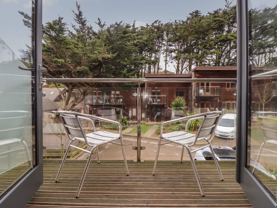 Cottage | Balcony
