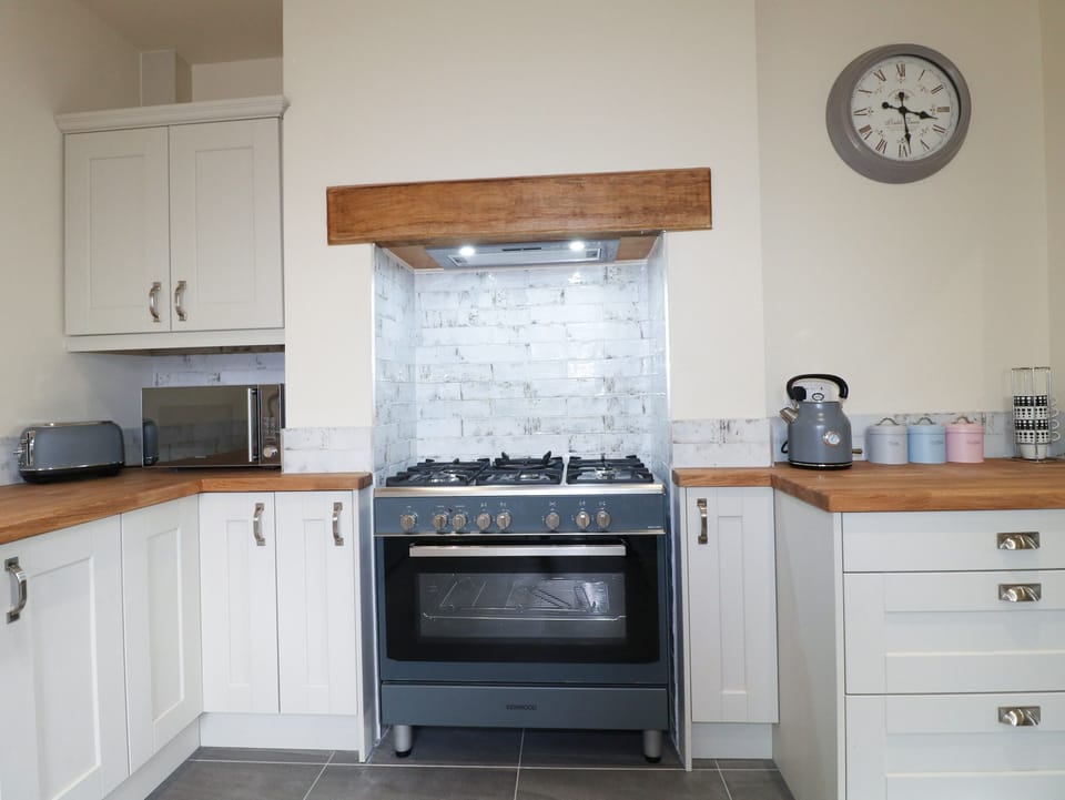 Cottage | Interior