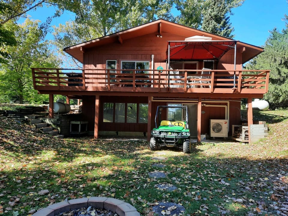Lakeside property grounds