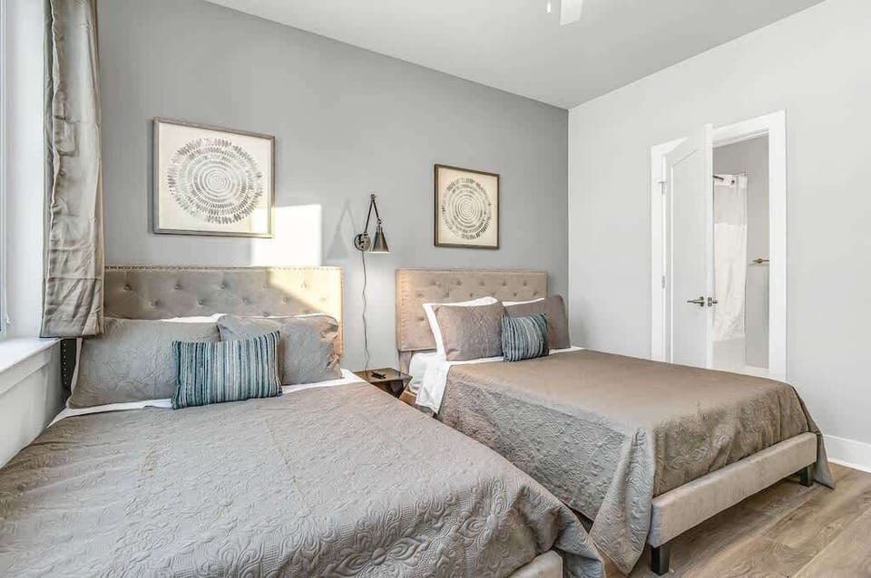 Bedroom 8 - Classic setup with two double beds
