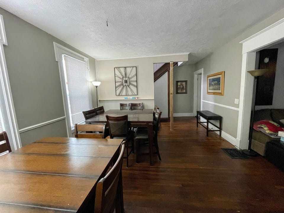 Dining Area - Seats 13