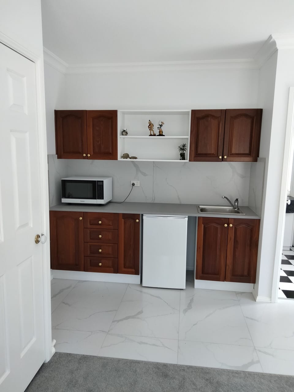 Kitchenette