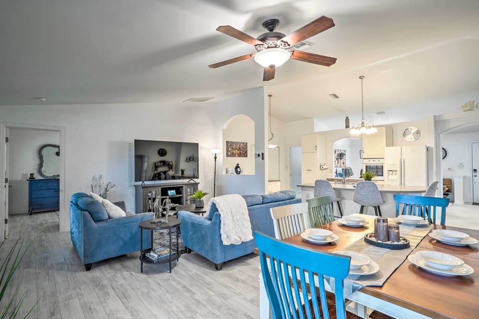 Living Room | Custom Wheelchair Ramps | Pet Fee (Paid Pre-Trip)