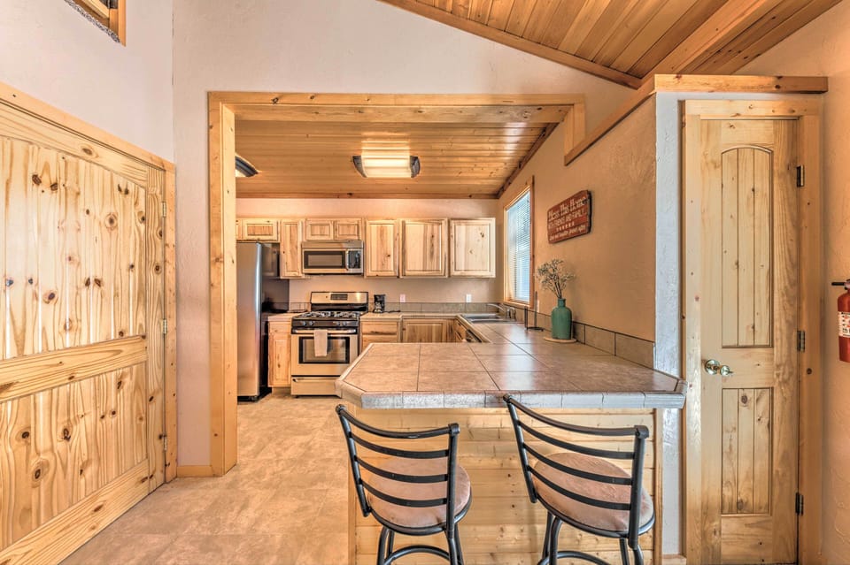 Mother-in-Law Suite | Fully Equipped Kitchen