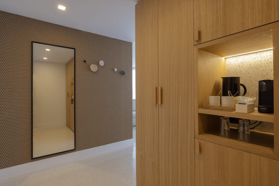 Premium bedding, in-room safe, laptop workspace, free WiFi