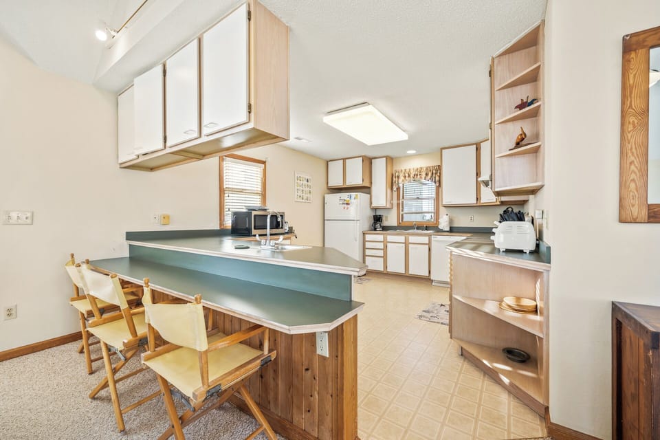 Second Level Full Kitchen