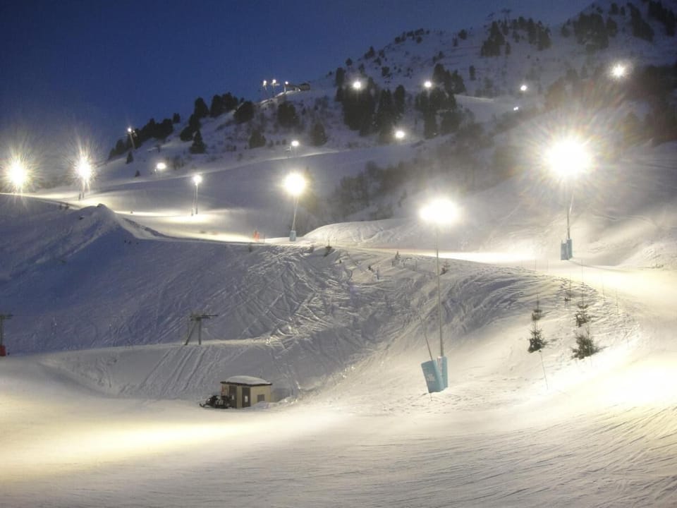 Snow and ski sports