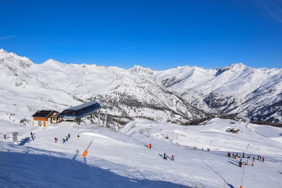 Snow and ski sports
