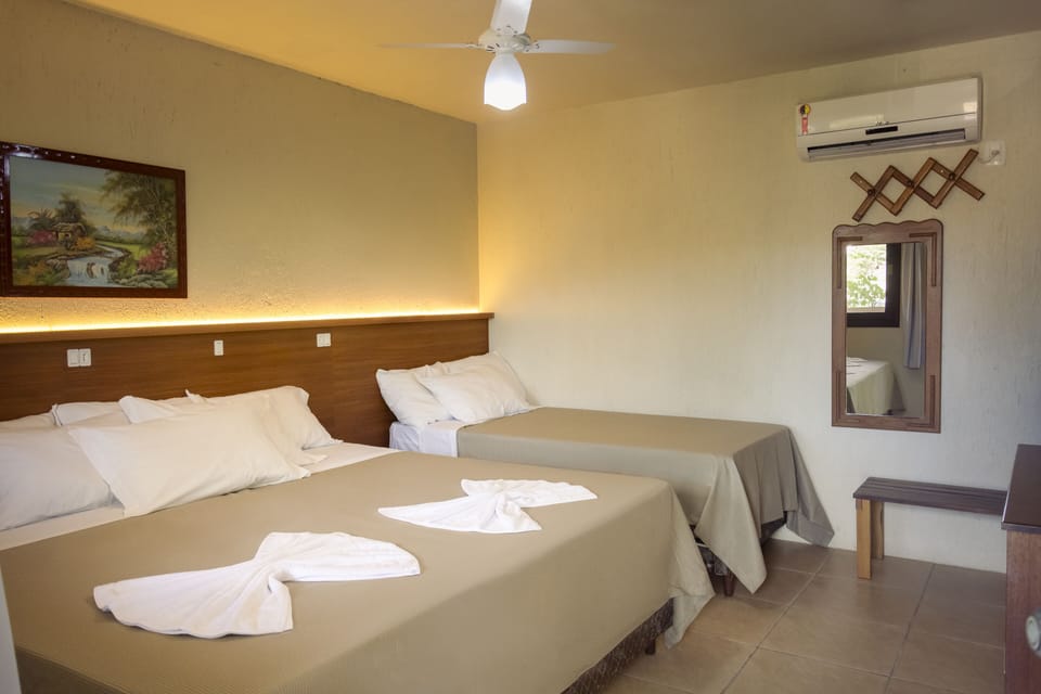 Comfort Room | Desk, blackout drapes, iron/ironing board, free WiFi