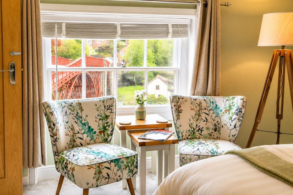 Deluxe Double Room, Ensuite (The Severnside Room)