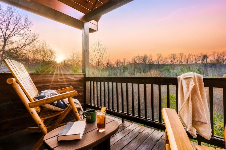 Enjoy your morning coffee on the top deck and taken in the views. 