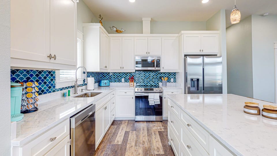 Plenty of counter space in kitchen