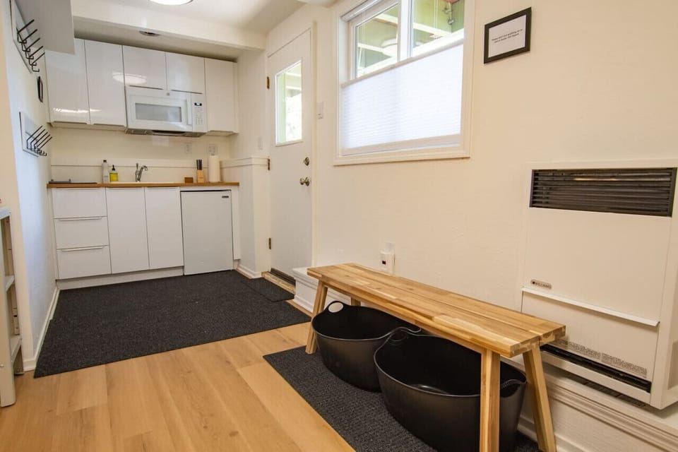 Kitchenette and Front Entry