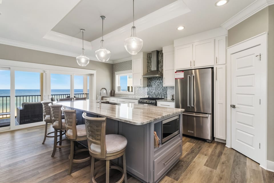 Main Kitchen - 2nd Floor