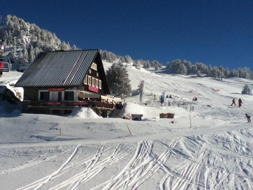 Snow and ski sports