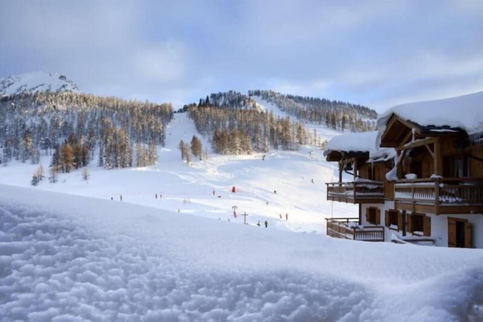 Snow and ski sports