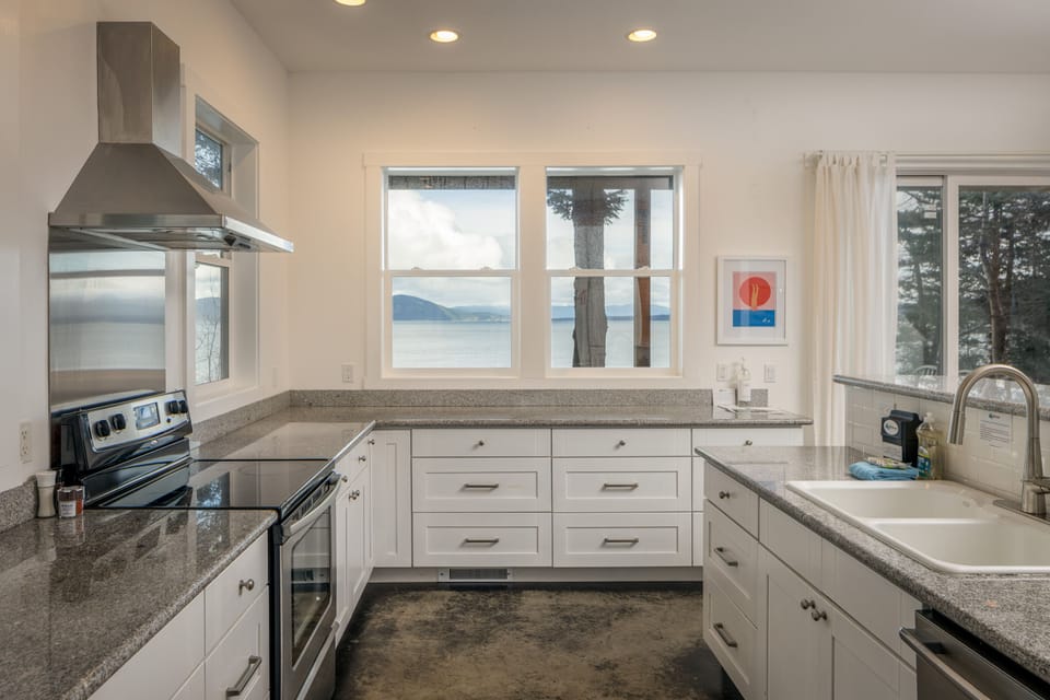 277 Willis Ln - Orcas Island Washington - 12