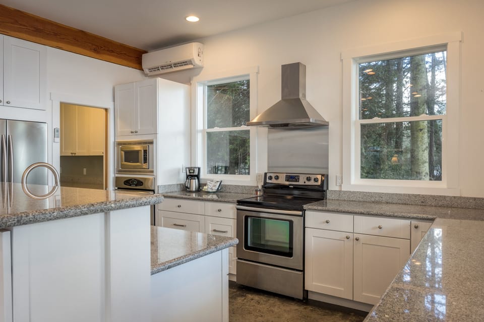 277 Willis Ln - Orcas Island Washington - 13