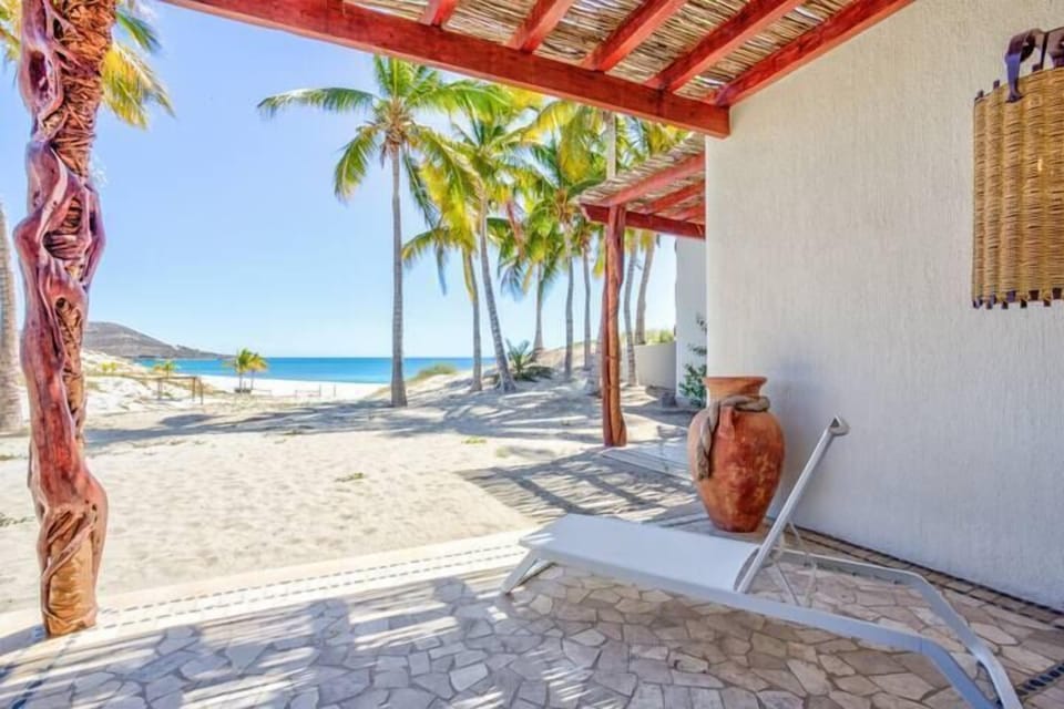 Patio steps to the beach