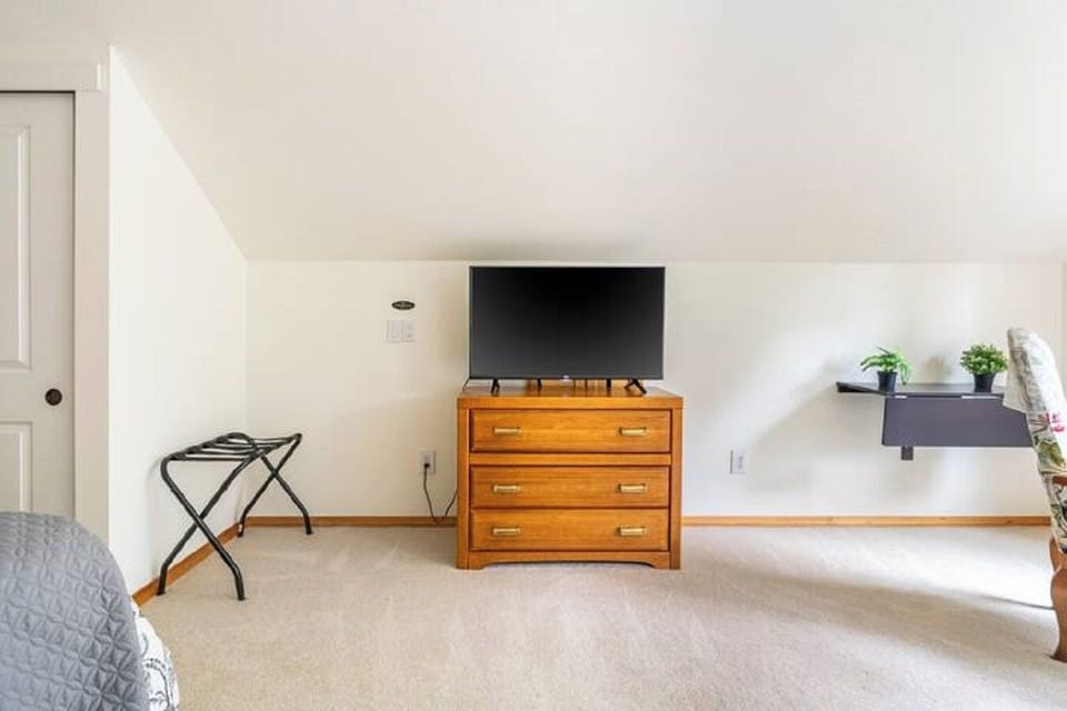 42" Smart TV