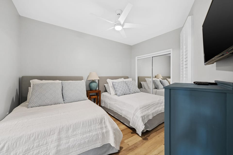 Caribe Resort B404 Guest Bedroom