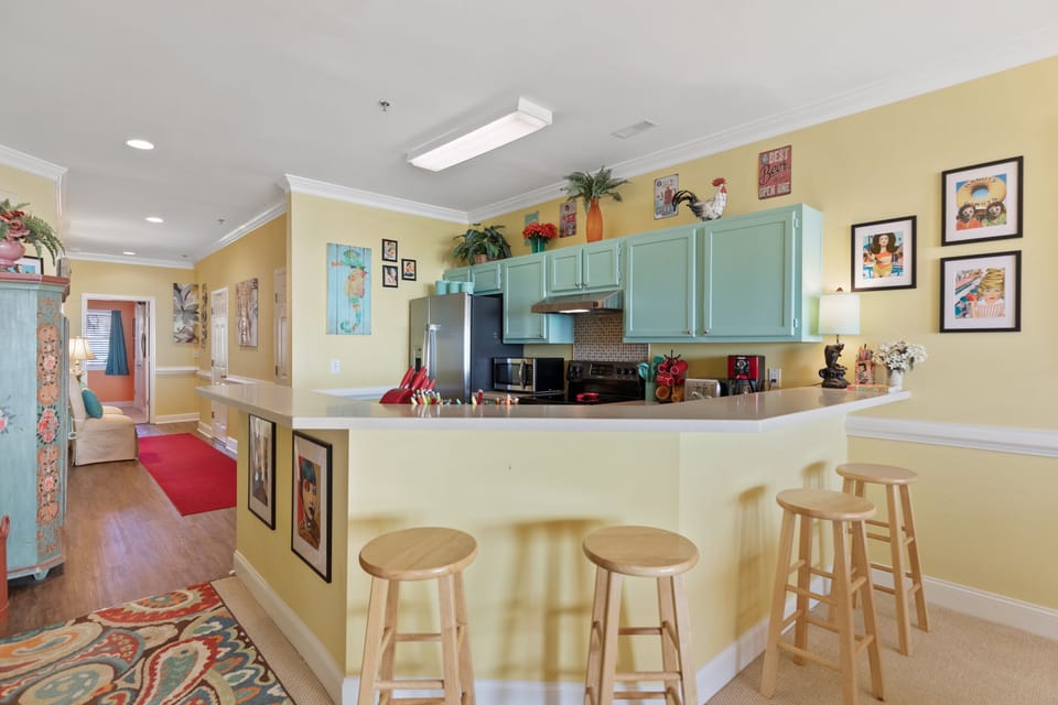 Kitchen with bar seating