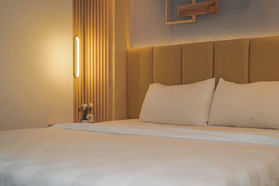 Free WiFi, bed sheets, wheelchair access