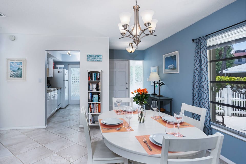 Dining for 4 people just off the kitchen.  Enjoy meals at home when you prefer