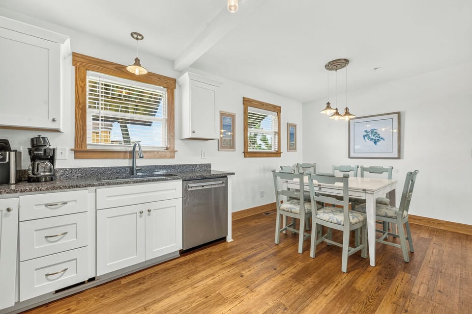 First Level Full Kitchen