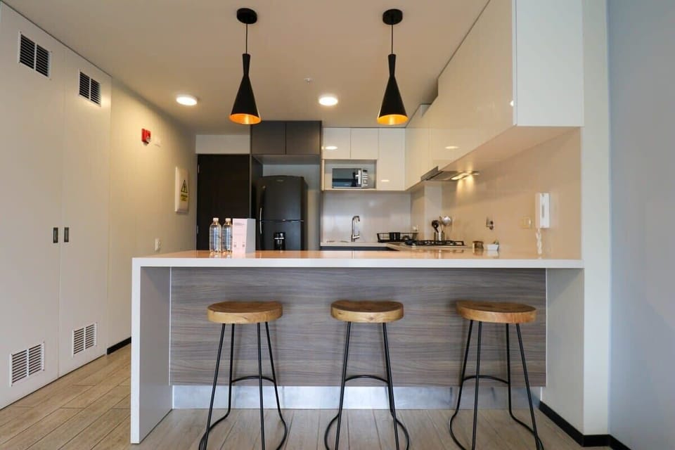 Kitchen bar