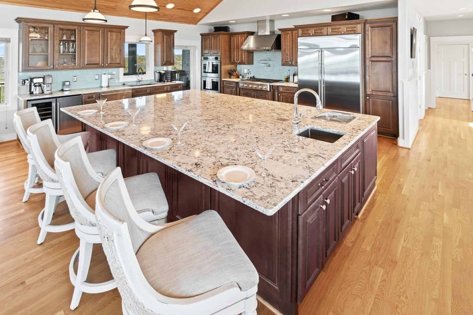 Surf-or-Sound-Realty-999-Bonzer-Beach-House-Kitchen-2