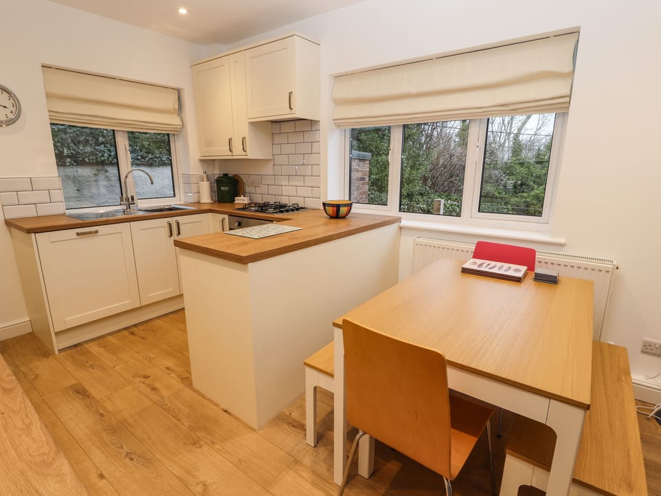 Cottage | Interior