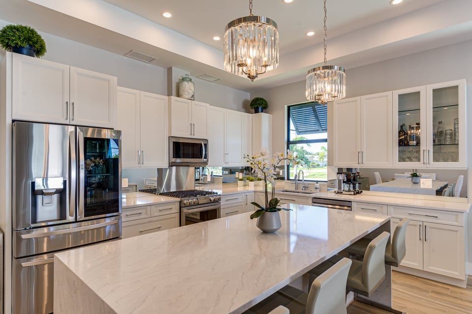 Fully loaded Chef's kitchen 