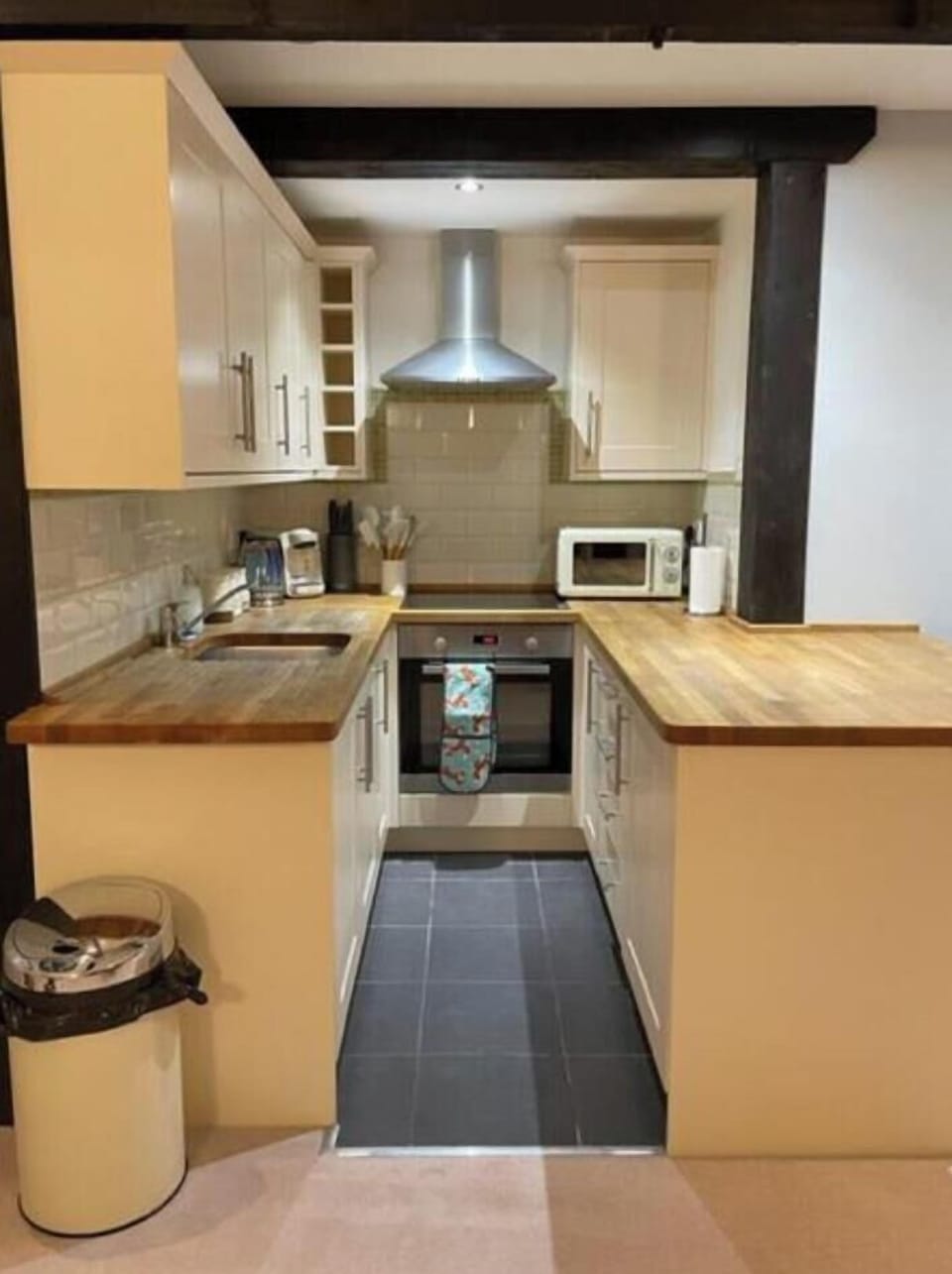 Cottage, Ensuite | Shared kitchen