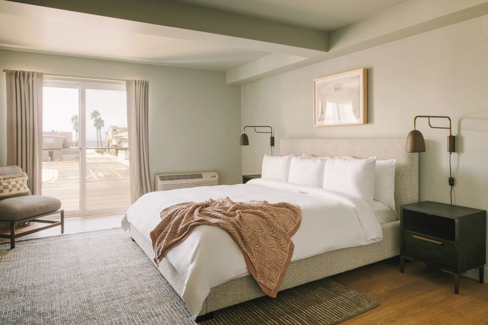 Superior Room | 1 bedroom, individually furnished, bed sheets