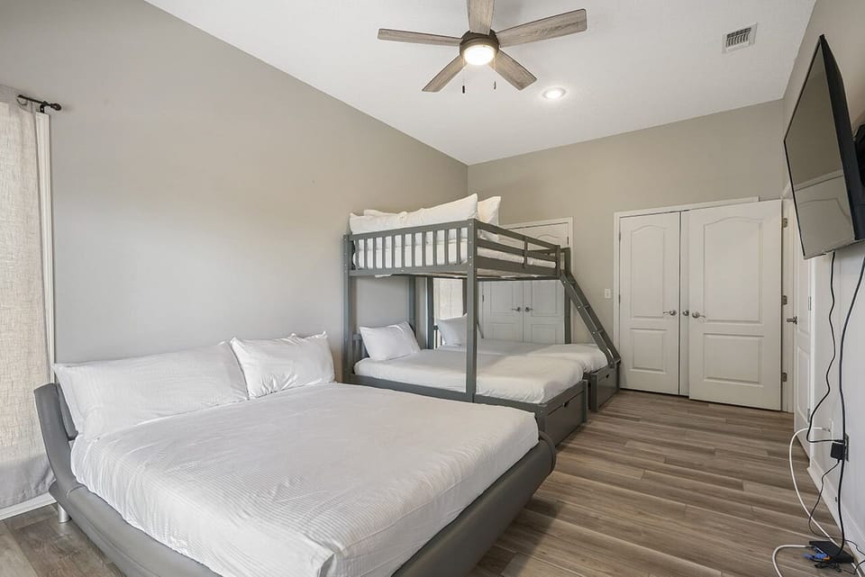 Hidden Gem Escape - Miramar Beach - Bedroom