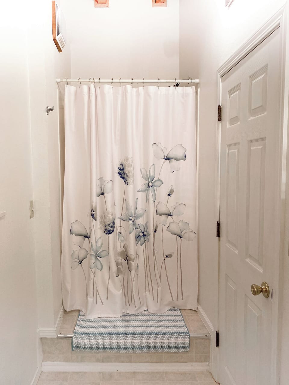 720RV20Shower