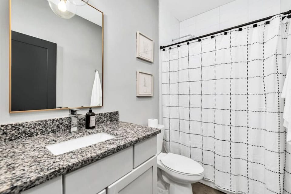 Bathroom adjacent to bedroom #3