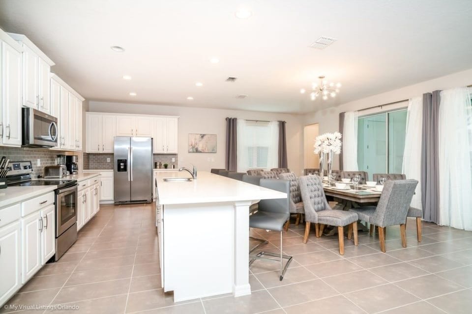 Villa, 5 Bedrooms | Private kitchen