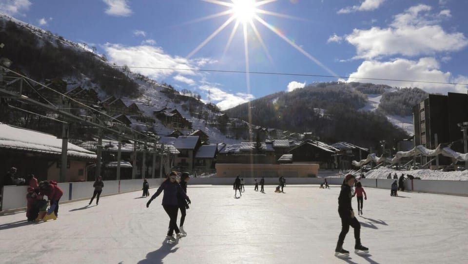 Snow and ski sports