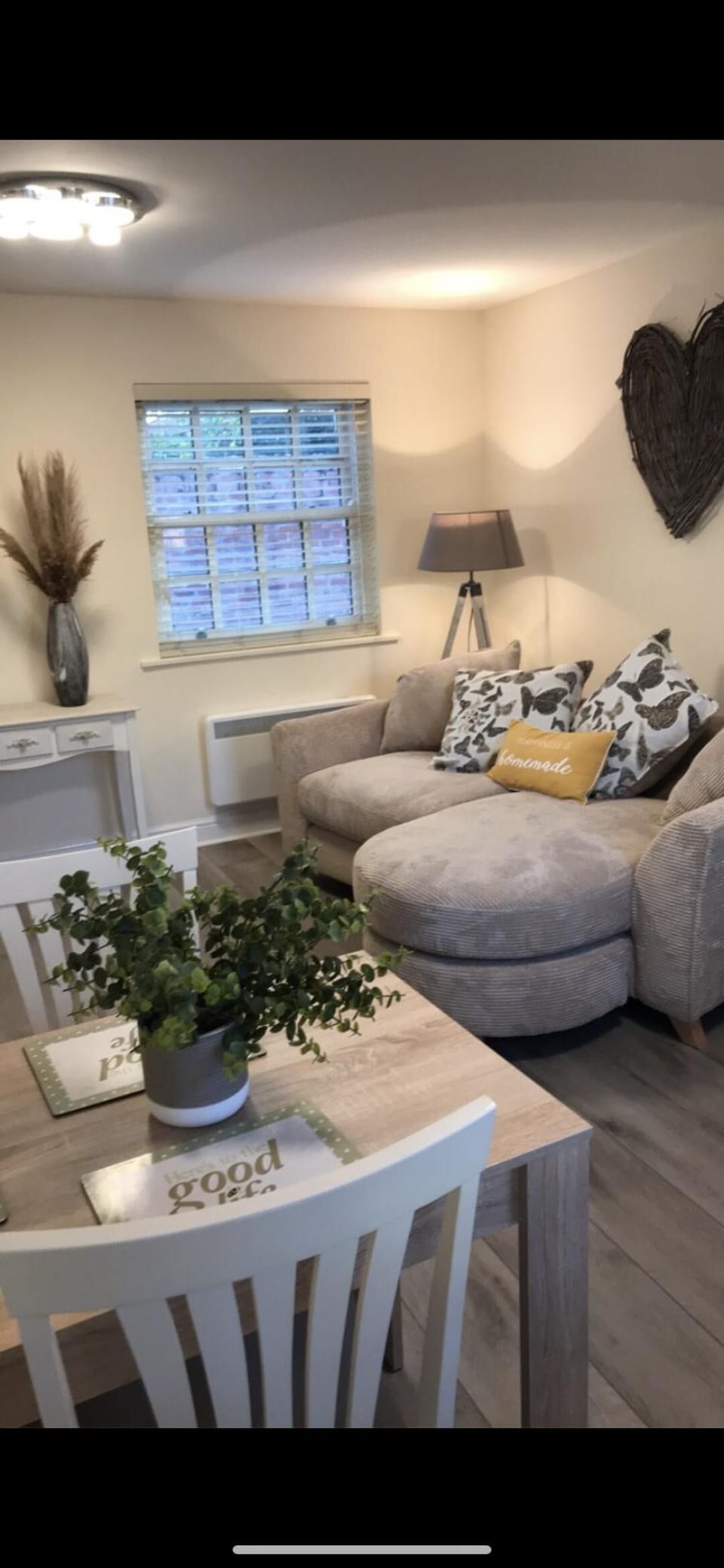 2-bed Duplex Sleeps 3 With Fireplace Apartment in Bassetlaw District