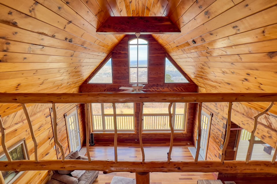 Upper level balcony