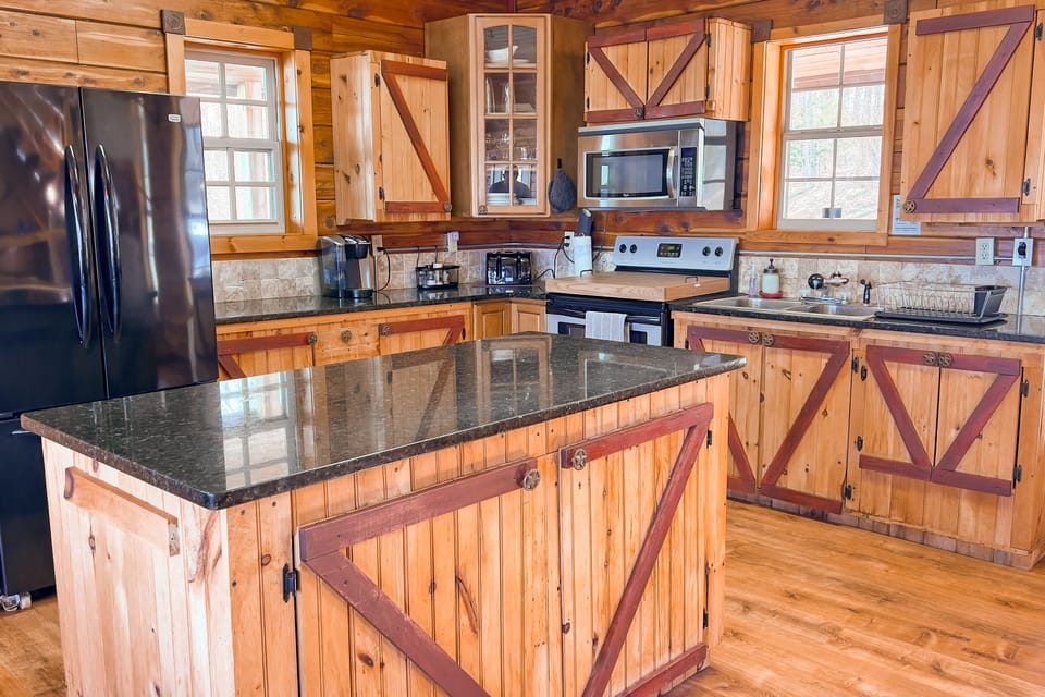 Full kitchen on main level