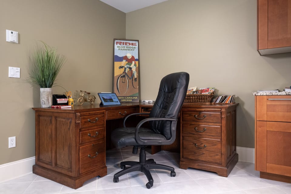 Need to get some work done... lots of room and hi-speed internet.  