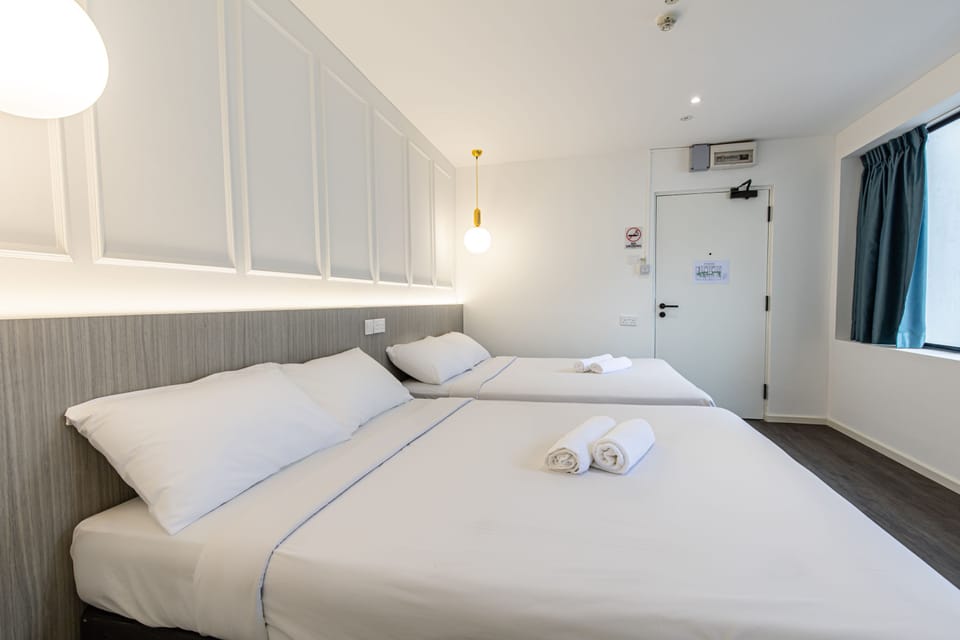 Family Quadruple Room | Desk, WiFi (free), bed sheets