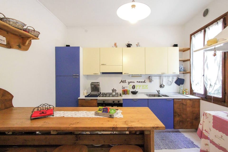 Villa, 3 Bedrooms, Garden View | Private kitchen | Coffee/tea maker, stovetop