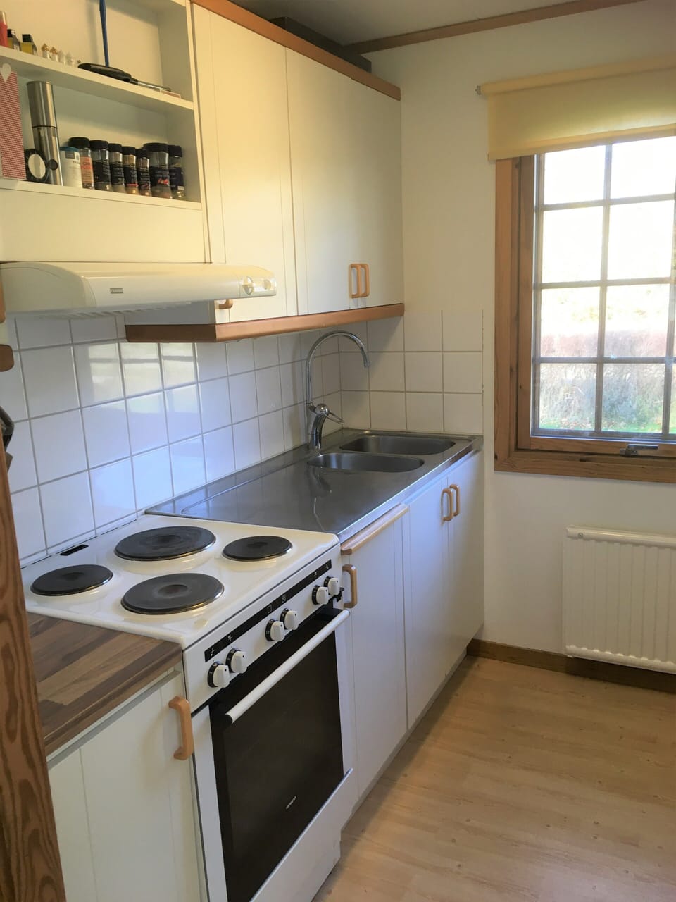 Bungalow, 4 Bedrooms, Balcony, Garden View | Interior