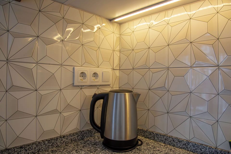 Full-size fridge, stovetop, rice cooker, highchair