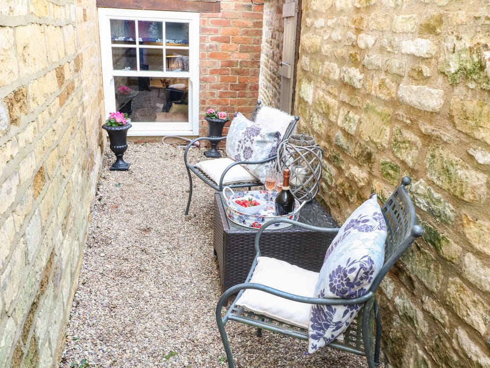 Cottage | Balcony