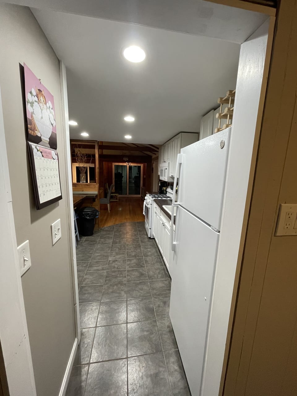 Signature House, 3 Bedrooms, 2 Bathrooms, River View | Private kitchen | Fridge, microwave, oven, stovetop